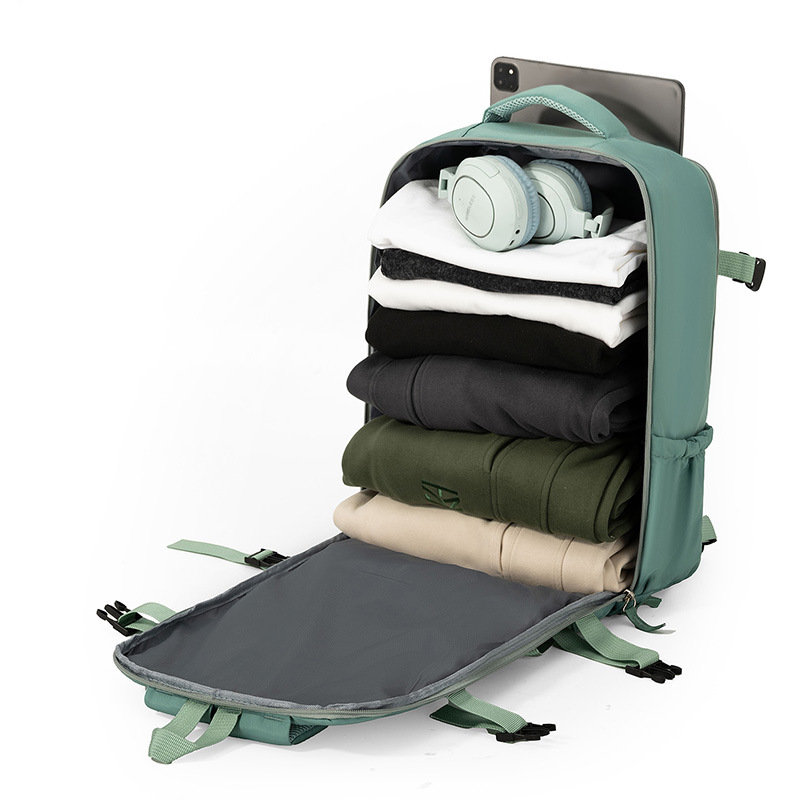 Large capacity travel backpack - Image 18