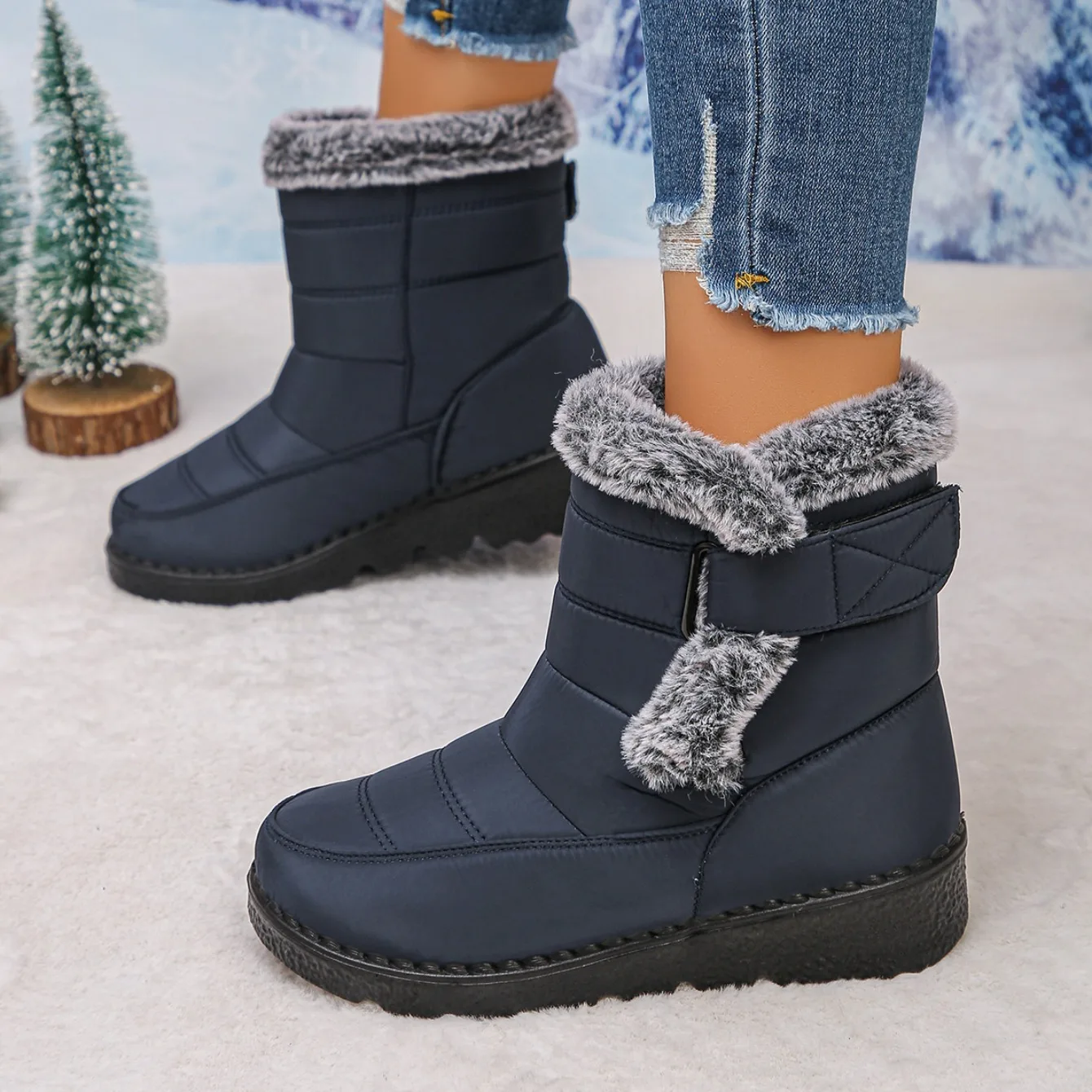 Warm anti-slip women's snow boots - Image 9