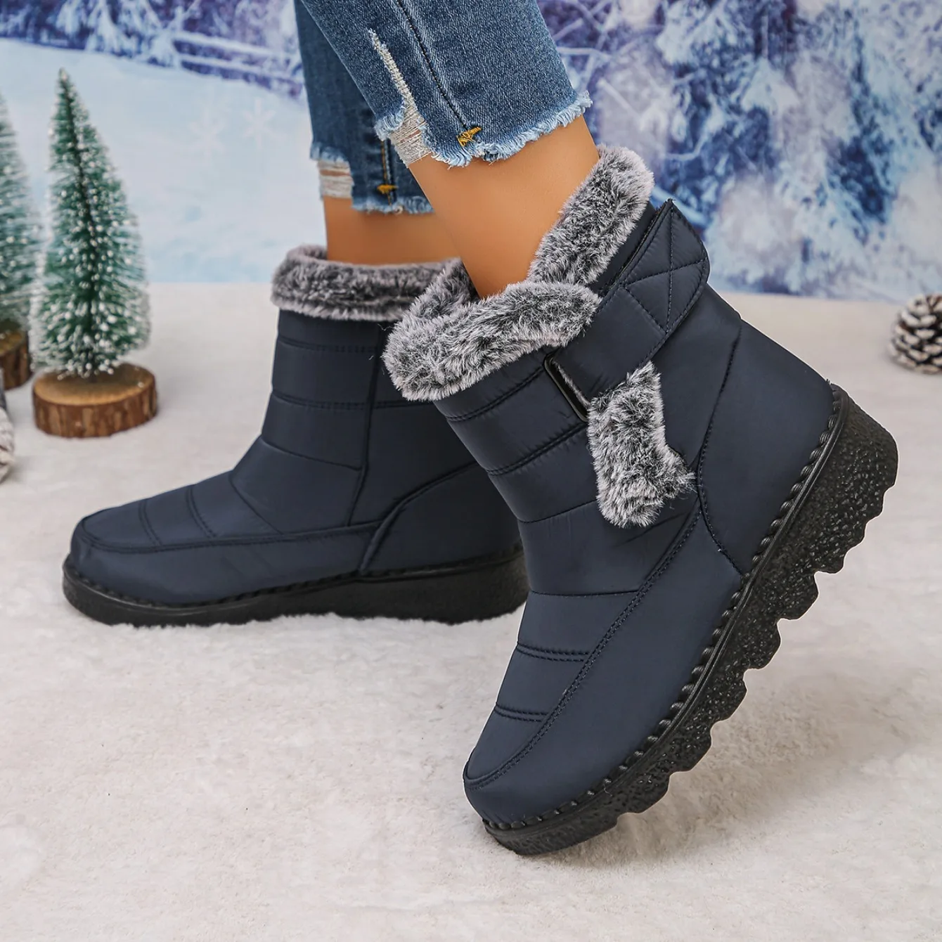 Warm anti-slip women's snow boots