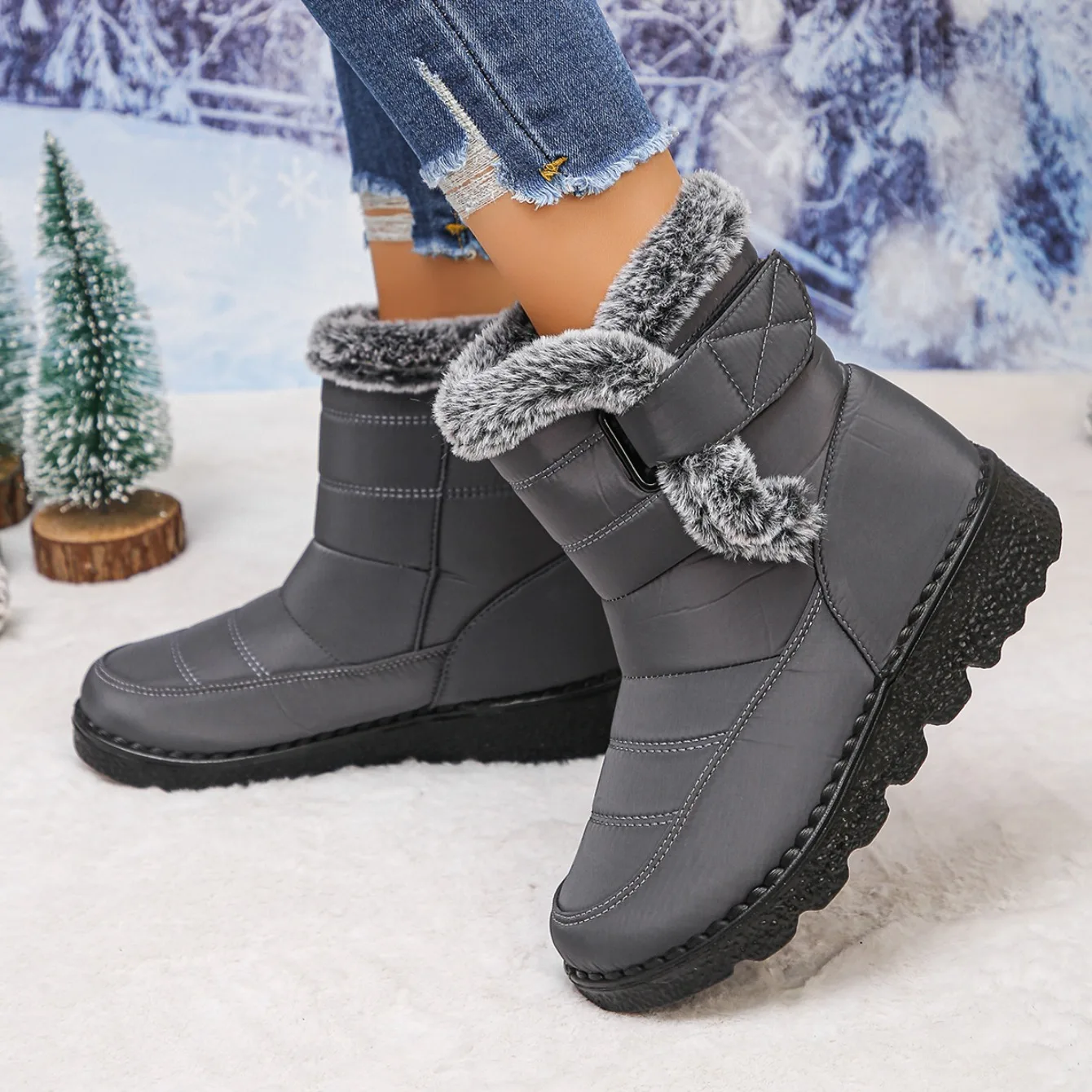 Warm anti-slip women's snow boots - Image 15