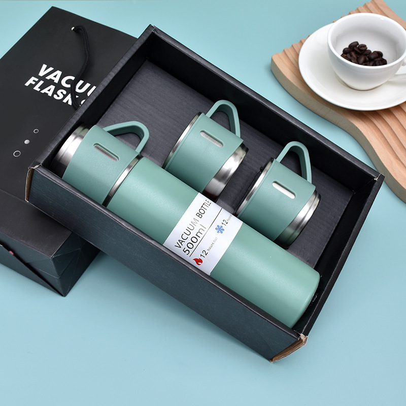 Stainless steel thermal water flask and cups set - Image 5