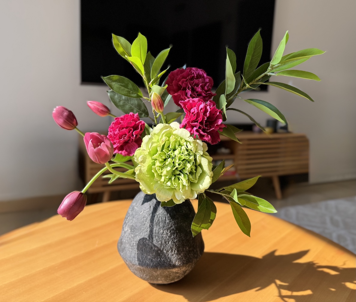 Spring faux flower arrangements with 5 or 10 stems - Image 14