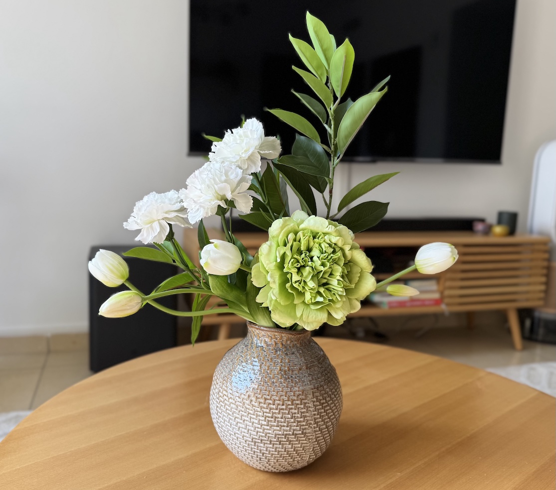 Spring faux flower arrangements with 5 or 10 stems - Image 5