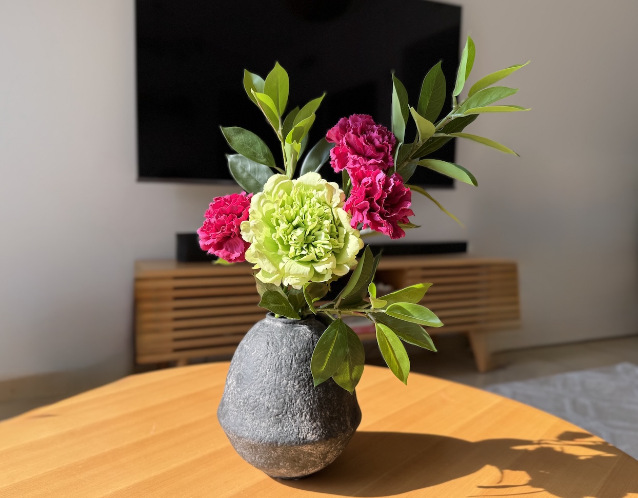 Spring faux flower arrangements with 5 or 10 stems - Image 13