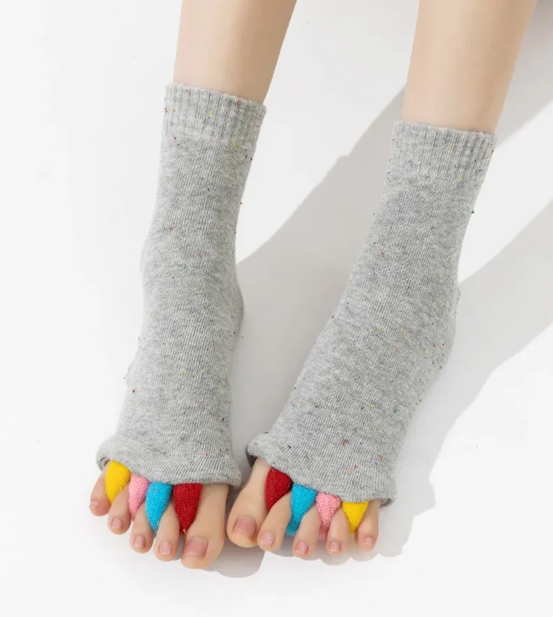 Open toe separator socks - Image 8