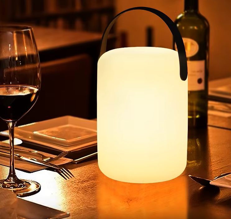 Portable cordless LED table lamp with remote control - Image 9
