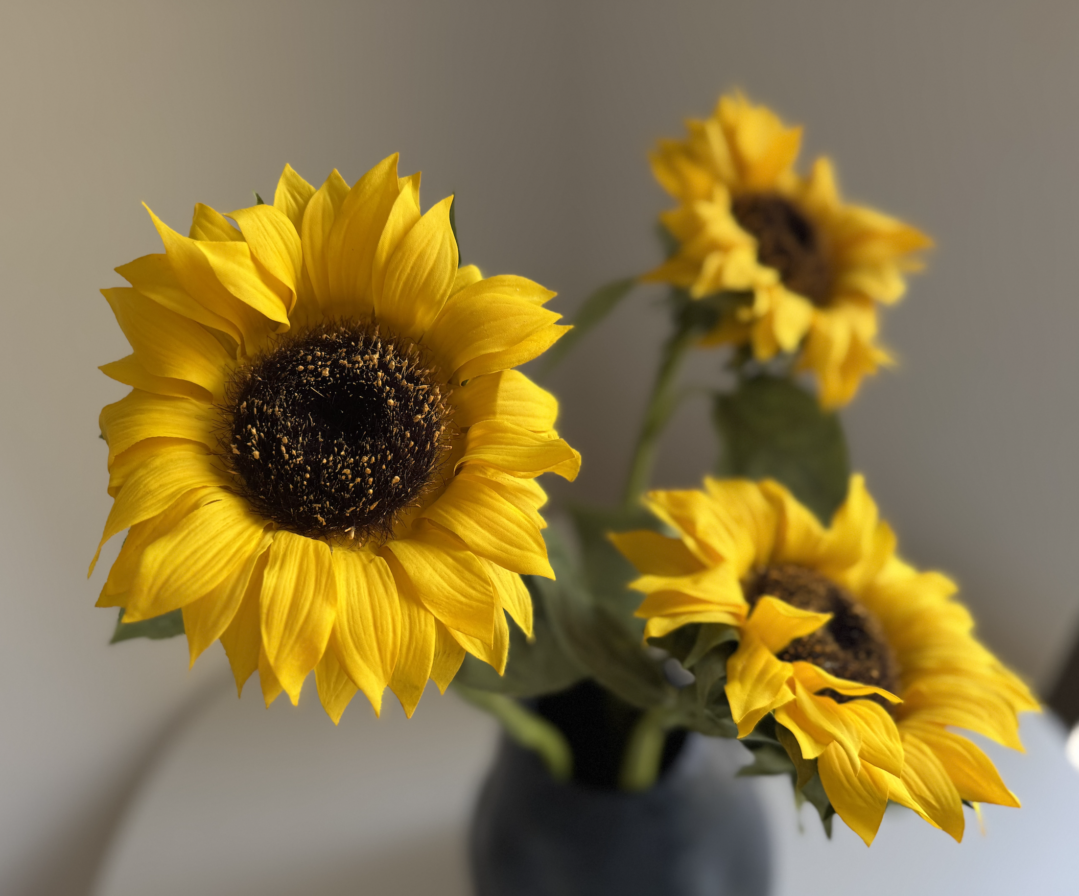 Faux blooming sunflower stem - Image 10