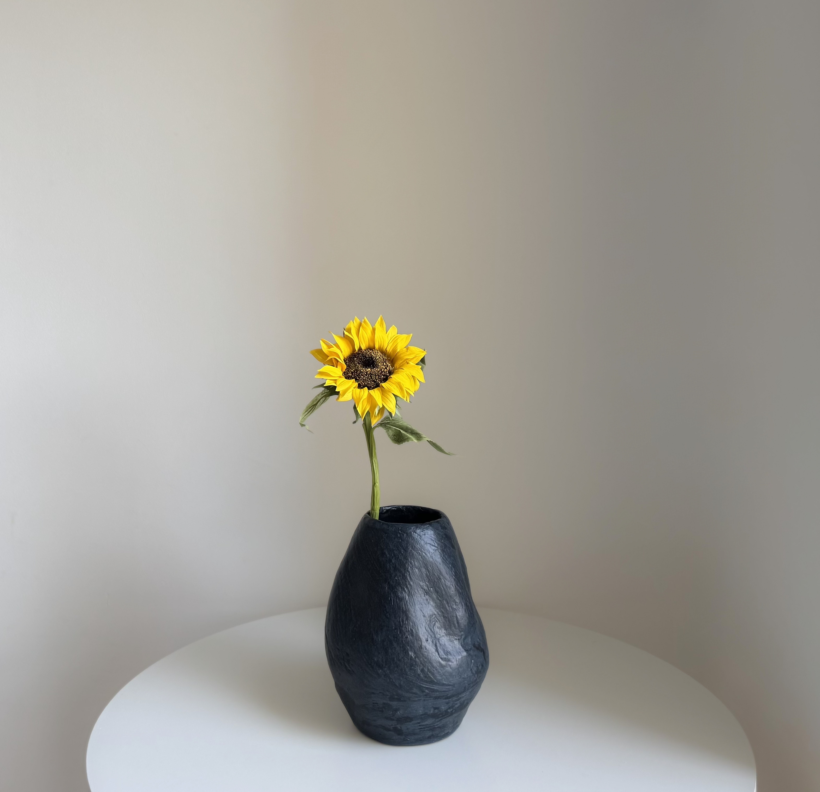 Faux blooming sunflower stem - Image 2