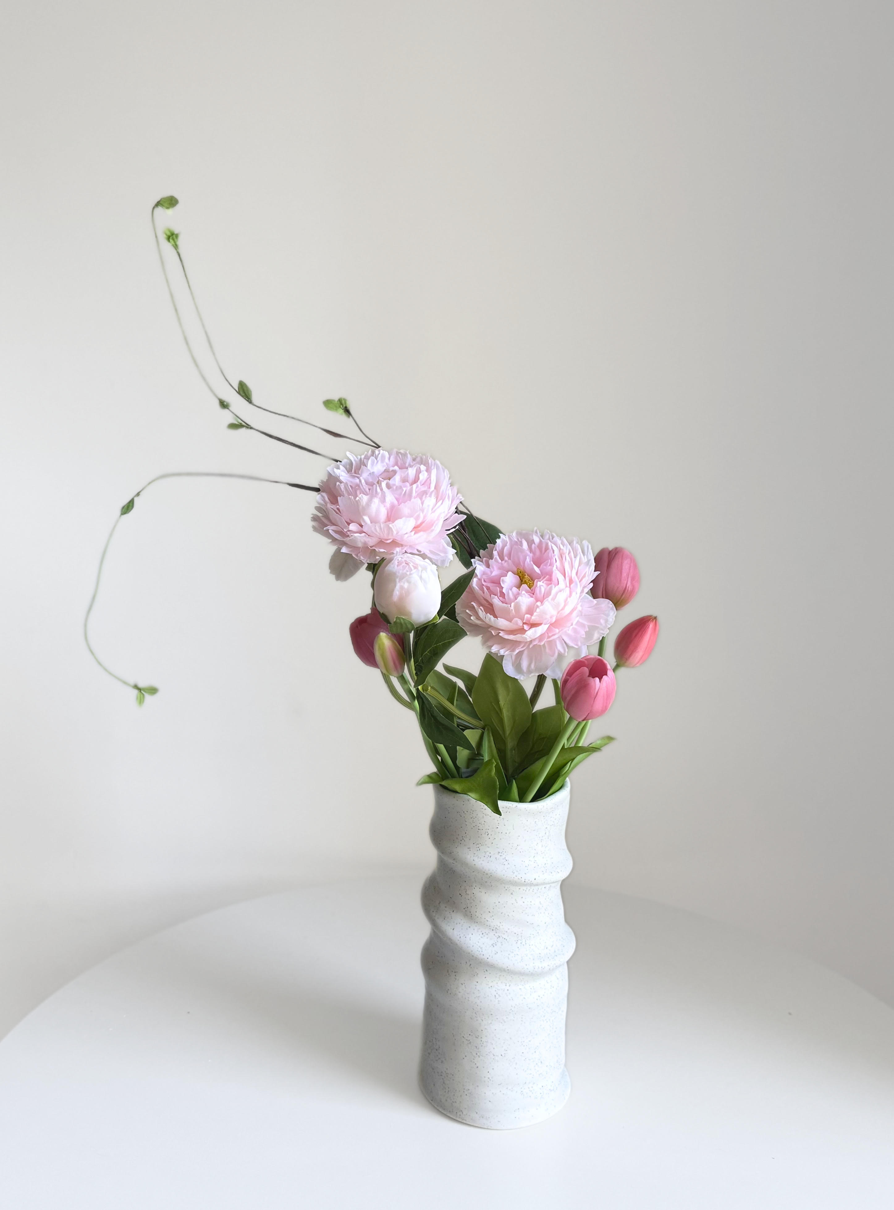 Peony and tulips spring bouquet - Image 8