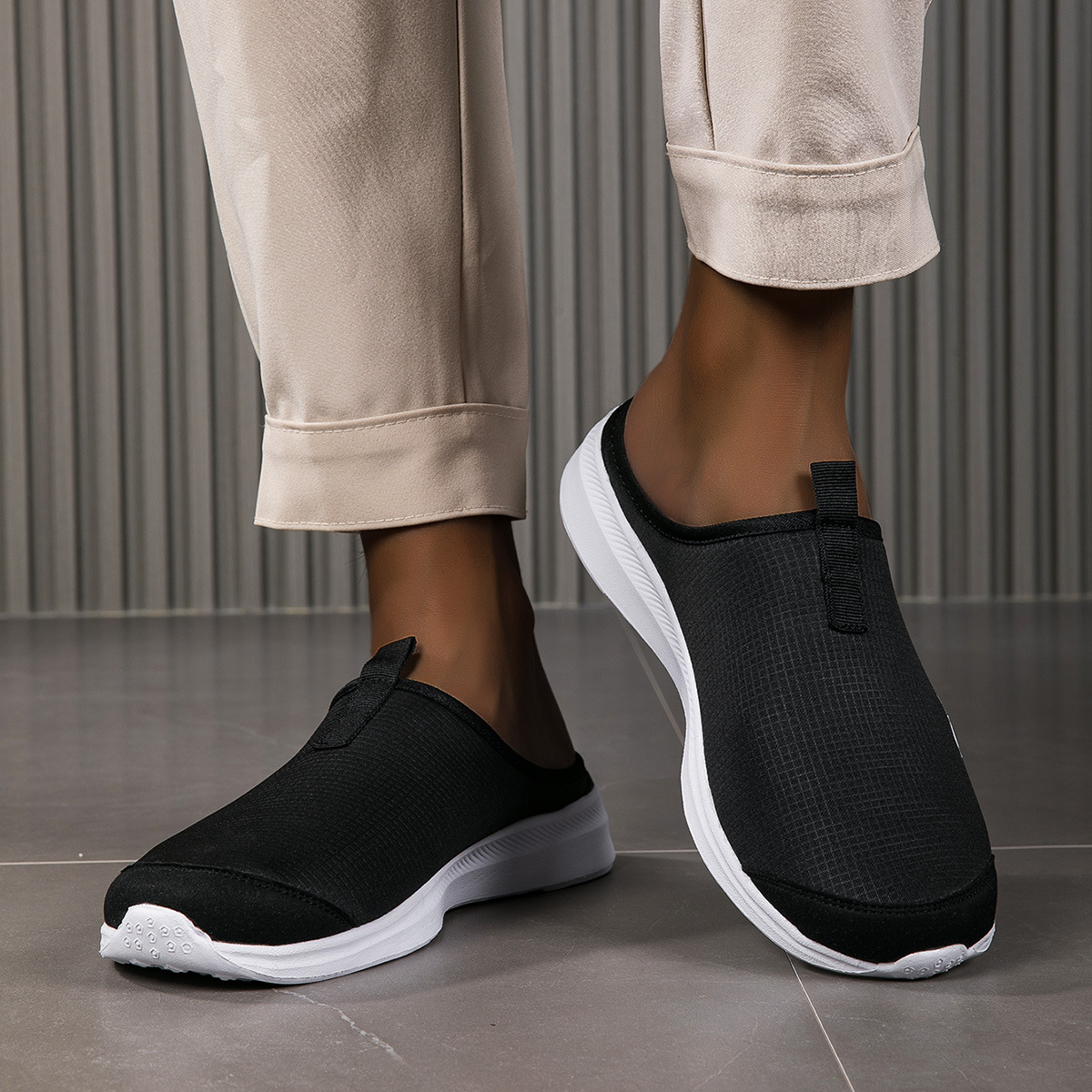Slip-on mesh sport mules - Image 17