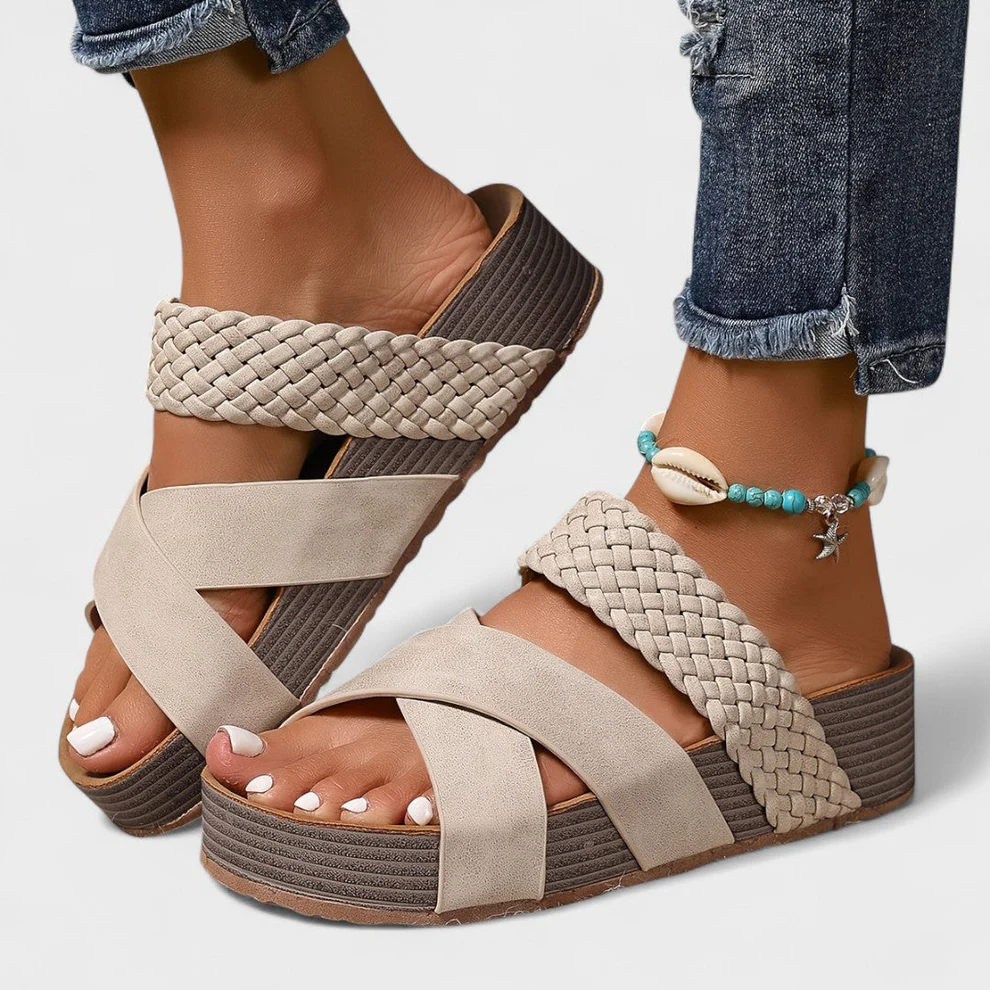 Braided crisscross platform slipper sandals - Image 3