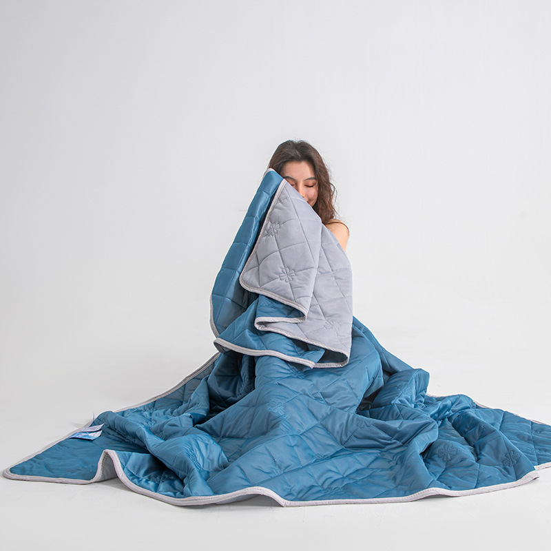 Lightweight reversible summer blanket - Image 9