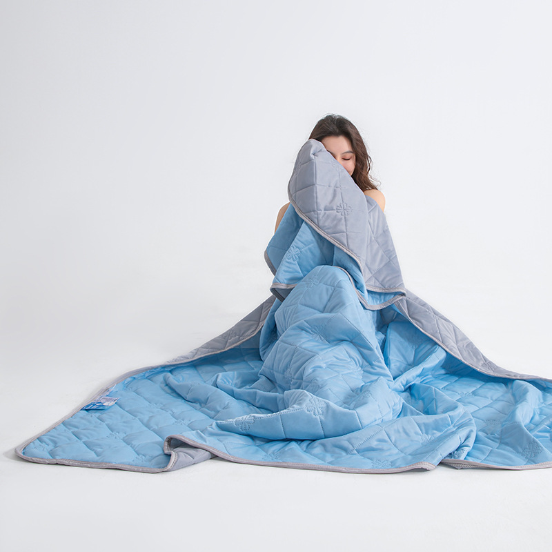 Lightweight reversible summer blanket - Image 3