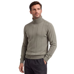 Slim fit men's turtleneck sweater