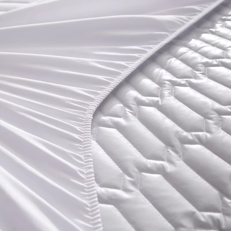 Quilted water-resistant fitted mattress protector - Image 9